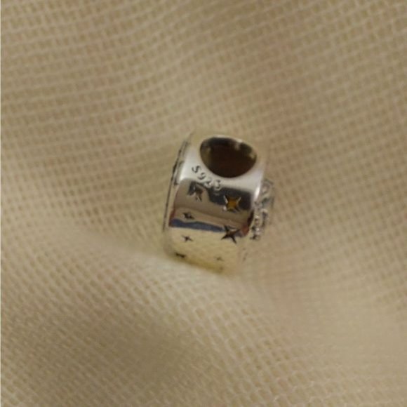 925 Silver Star Wars Charm - Picture 3 of 6